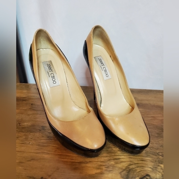 Jimmy Choo nude and black Platform Pumps. Size 38. Very good used condition - Picture 4 of 12